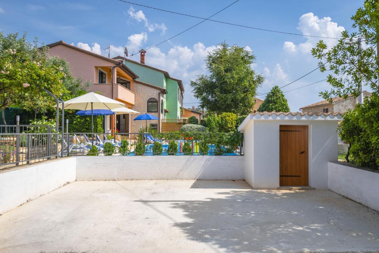 Villa Margerita With Private Pool, Yard And Parking Kaštelir Εξωτερικό φωτογραφία