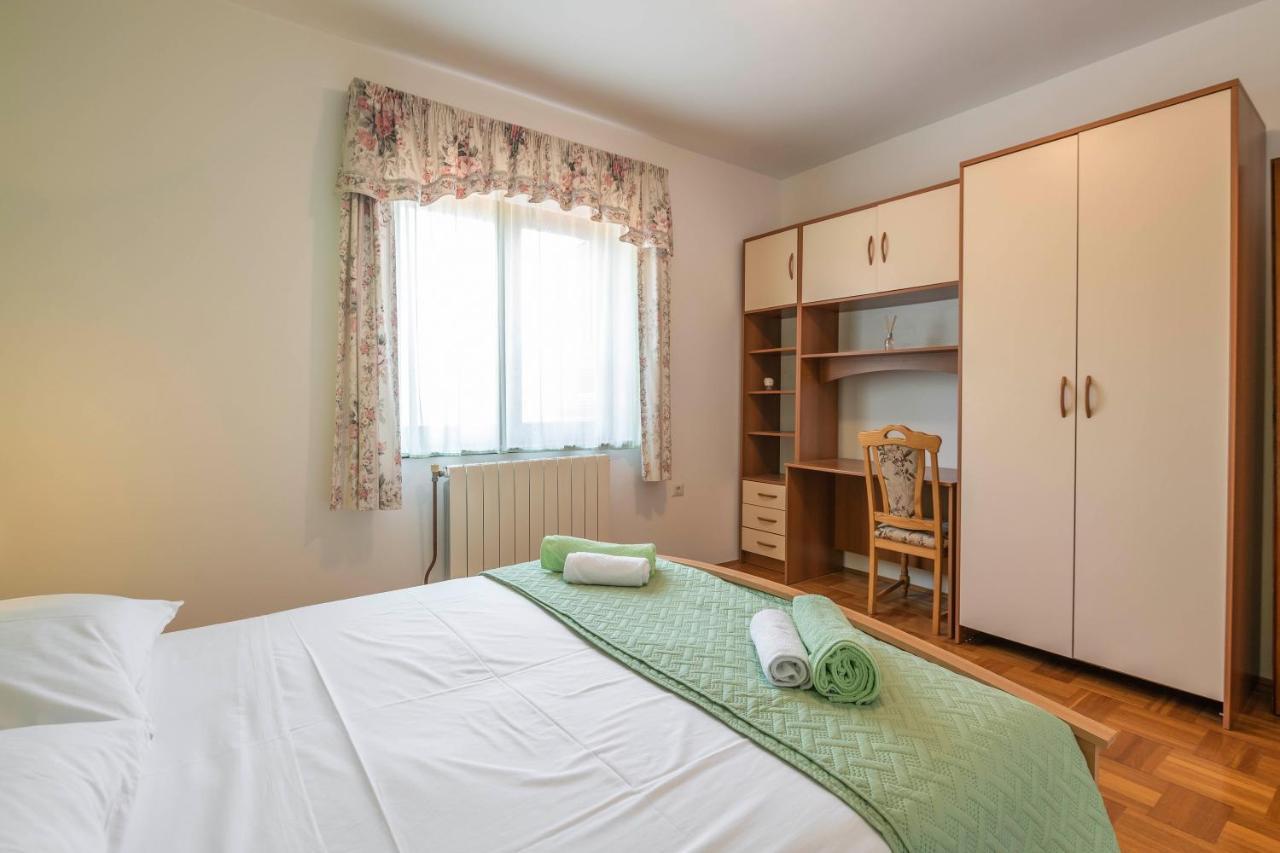 Villa Margerita With Private Pool, Yard And Parking Kaštelir Εξωτερικό φωτογραφία