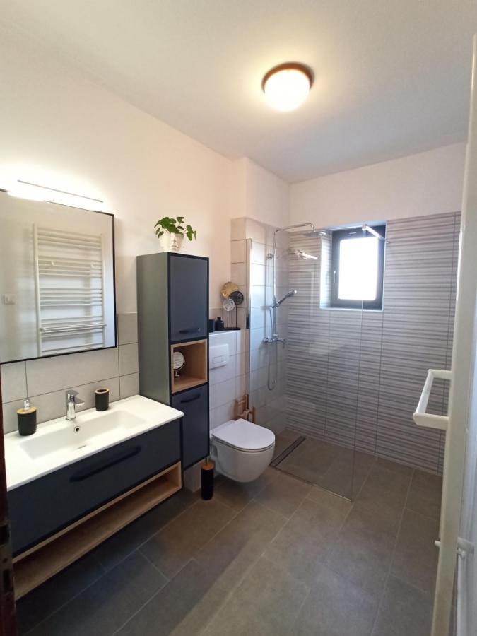 Villa Margerita With Private Pool, Yard And Parking Kaštelir Εξωτερικό φωτογραφία